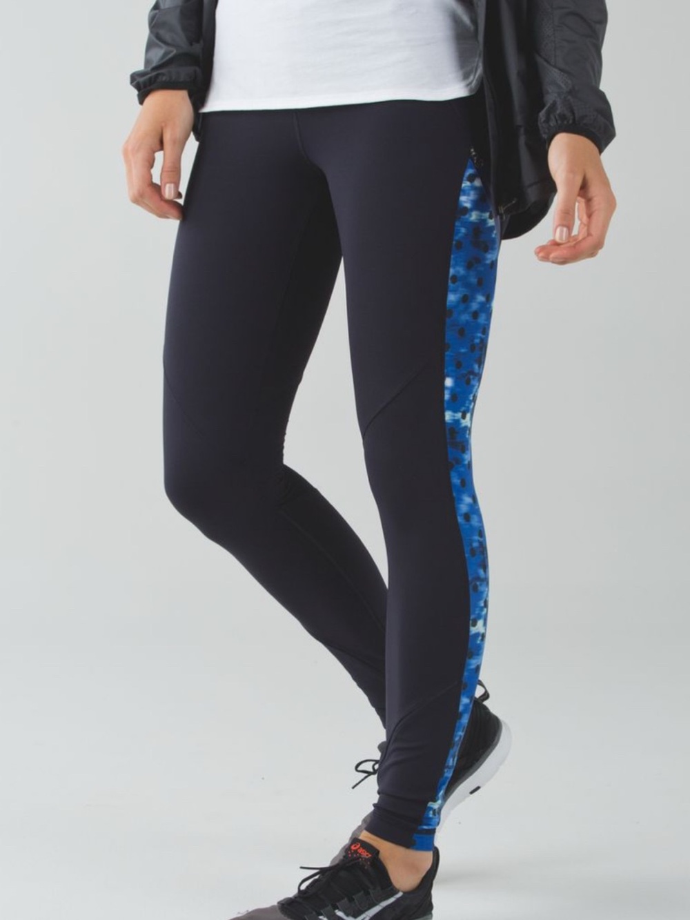 Lululemon Rain-On Train-On Tight Size 4